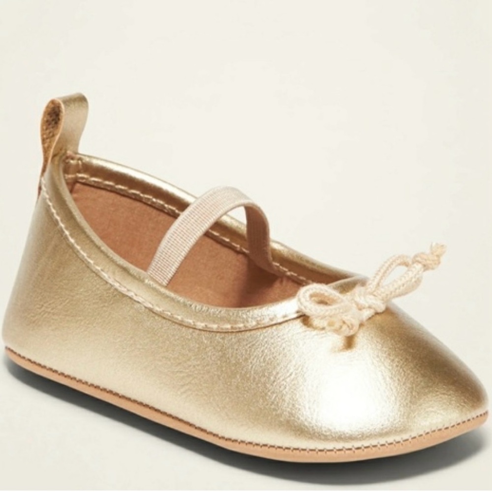 Old Navy Ballerina Inspired Baby Girl Shoes w/Gold Bow